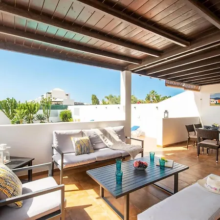 Tropical By Villa Playa Blanca (Lanzarote)